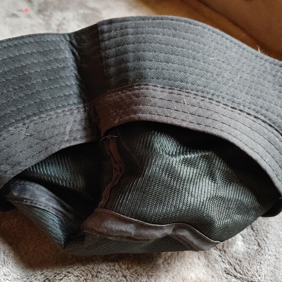 Bucket hat - Picture 3 of 3